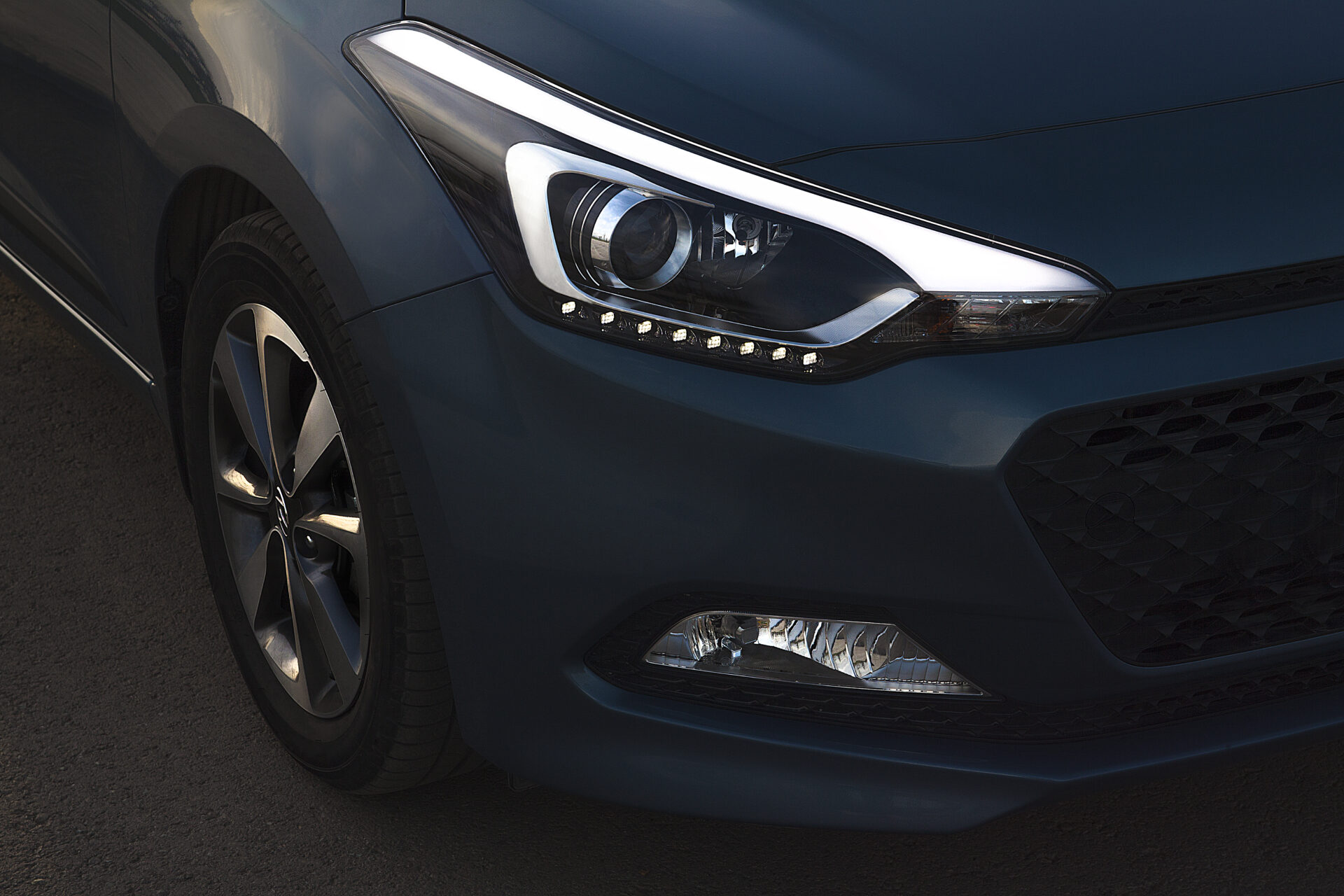 Framlampa exteriör Kia Niro