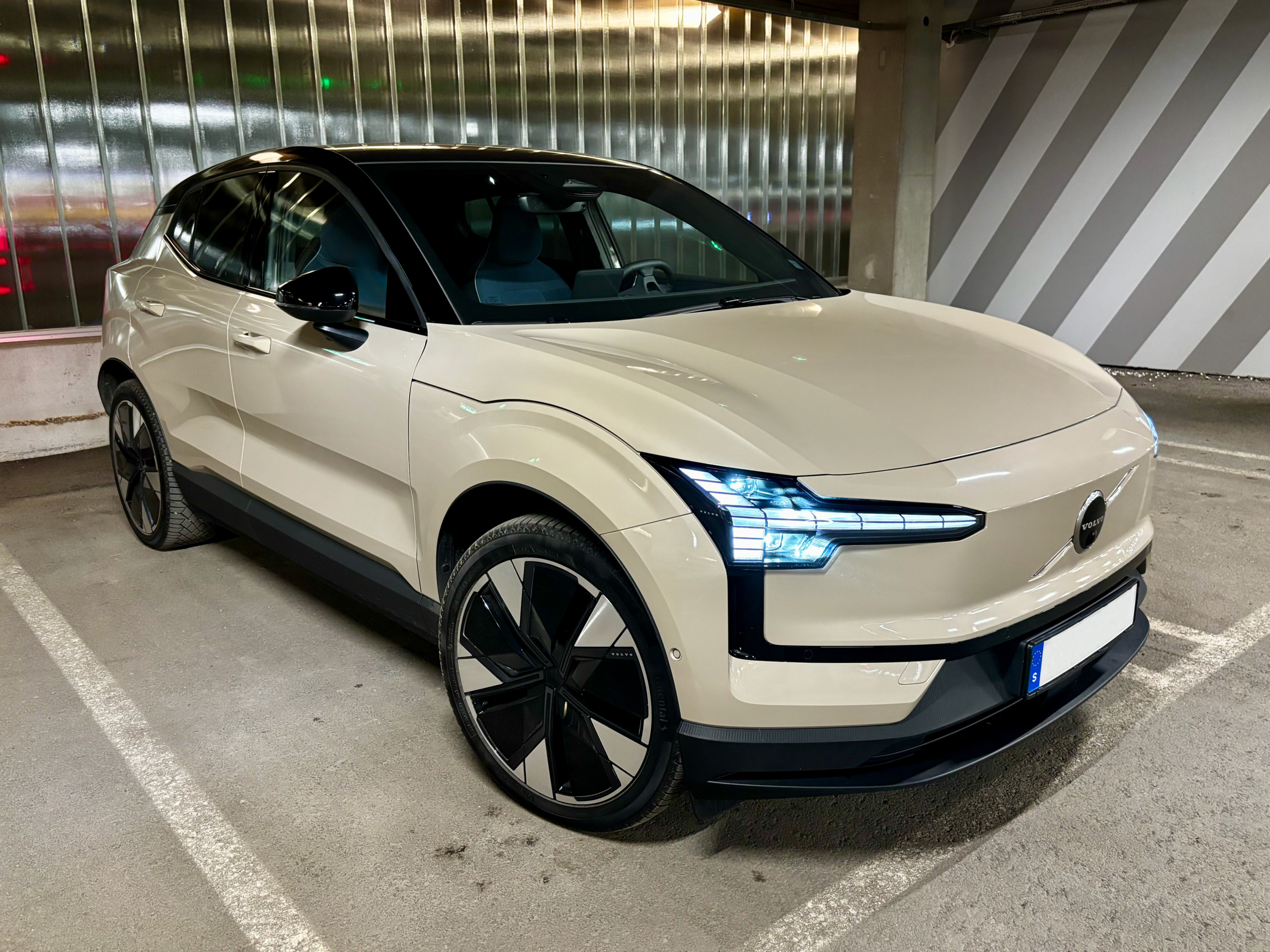 Volvo EX30 exteriör